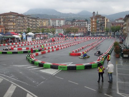 IL MALTEMPO NON FERMA LE GARE DEI GO-KART