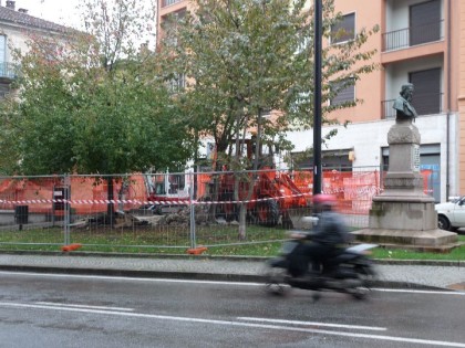 piazza cavour edicola demolita