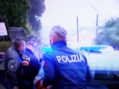 AGENTI FERITI IN UNA COLLUTTAZIONE CON MIGRANTI AL CENTRO DI ACCOGLIENZA DI ARIZZANO