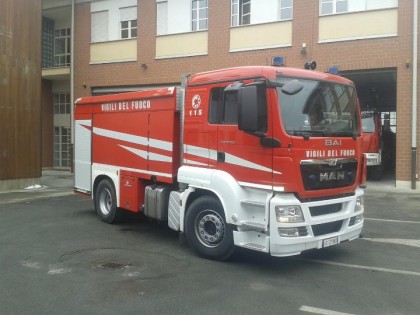 NUOVA AUTOBOTTE PER I VIGILI DEL FUOCO