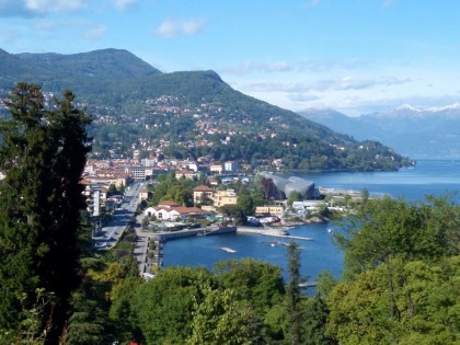 POLEMICO BOTTA E RISPOSTA NEL CONSIGLIO DI QUARTIERE DI INTRA