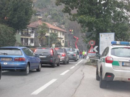 STATALE 34: LAVORI IN CORSO, SENSO UNICO ALTERNATO TRA SUNA E FONDOTOCE – RASSEGNA FOTOGRAFICA