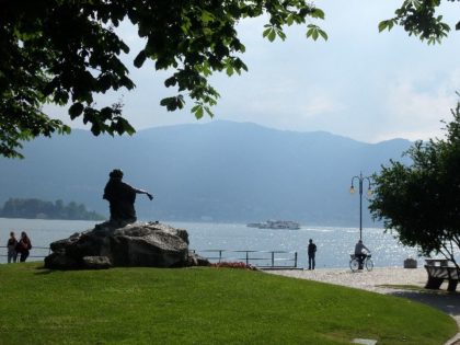 TORNA LA ROSA SUL MONUMENTO AI CADUTI DEL LUNGOLAGO DI PALLANZA