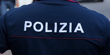 SANZIONATO UN AGENTE DI POLIZIA PER GUIDA SENZA CASCO