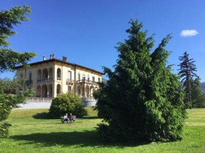 LETTURE PER BAMBINI NEL PARCO DELLA BIBLIOTECA