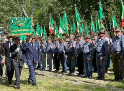 TANTI GLI ALPINI AL RADUNO ANNUALE ALLA COLLETTA DI PALA