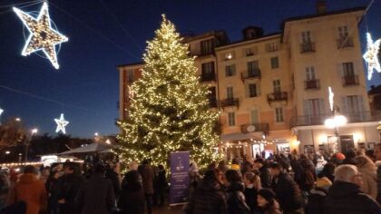 LUMINARIE E MANIFESTAZIONI NATALIZIE A VERBANIA